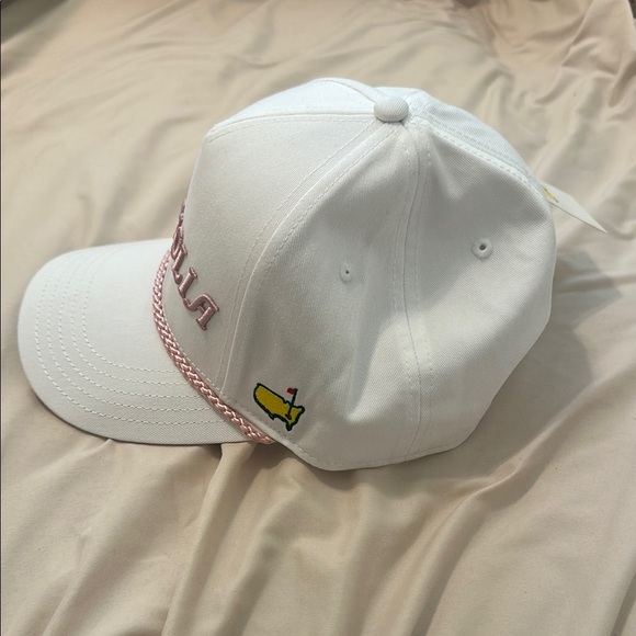 The Masters Magnolia White and Pink Cap youth fit - Picture 2 of 4